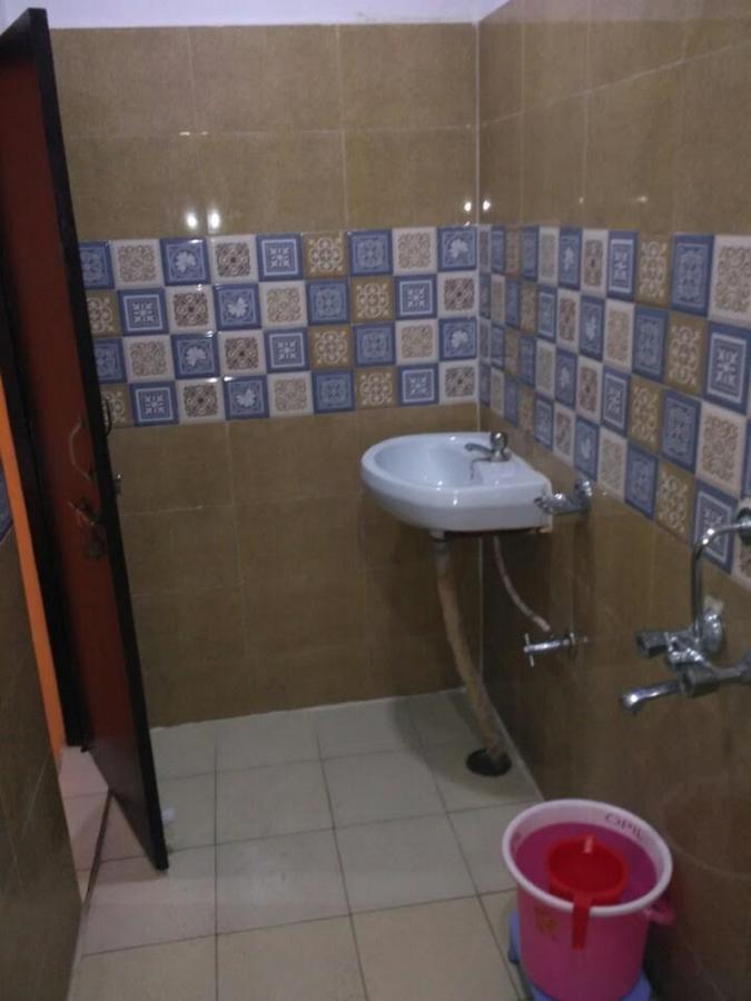 Hotel Atithi Galaxy Kānpur Exterior foto
