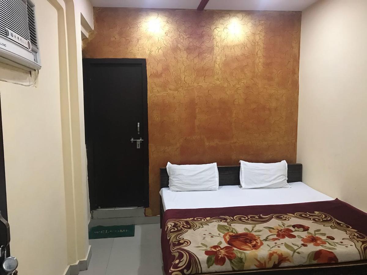 Hotel Atithi Galaxy Kānpur Exterior foto